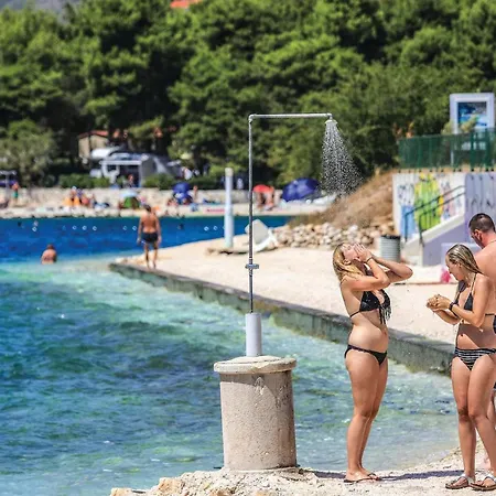 Stunning In Σπίτι διακοπών Τρογκίρ